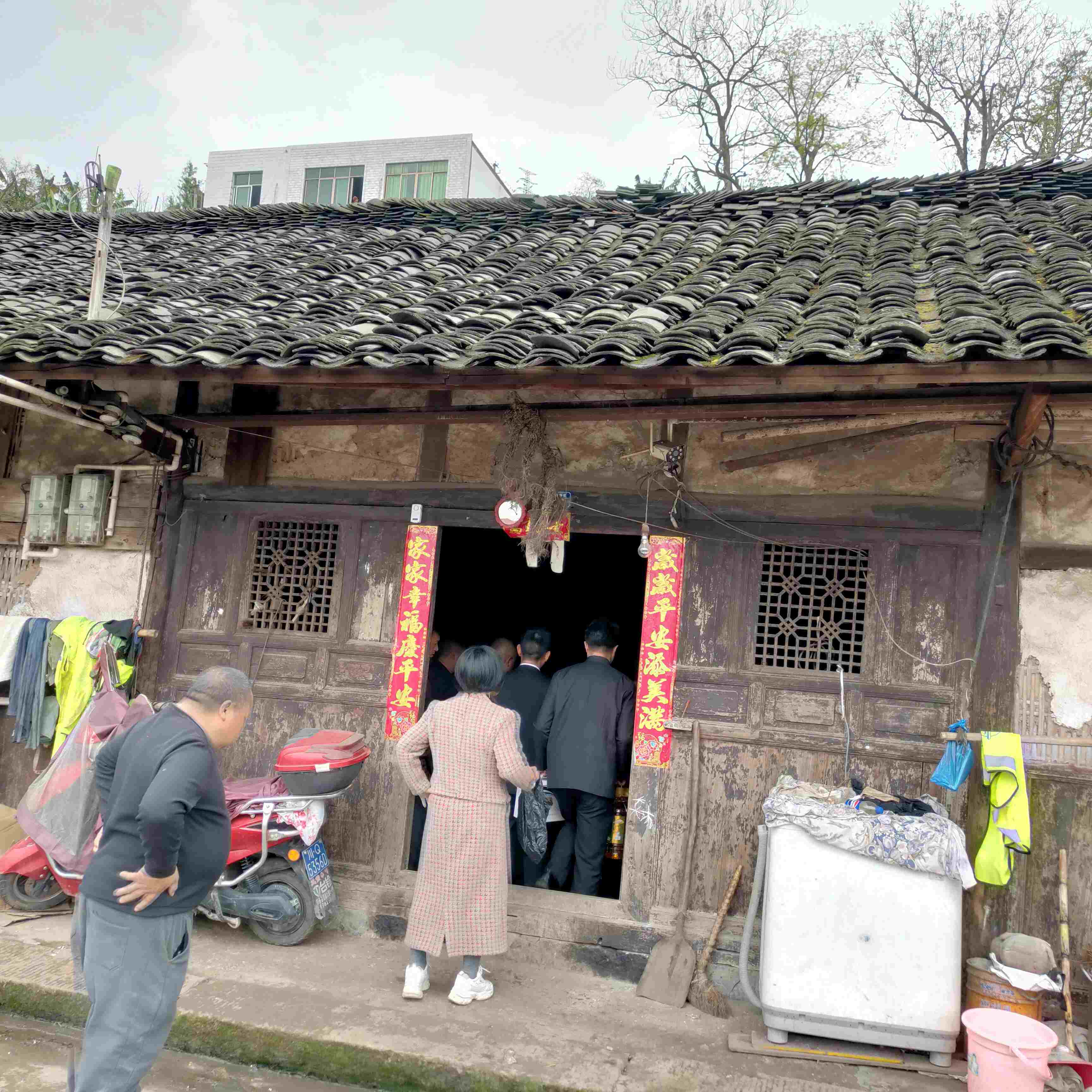 回饋家鄉(xiāng)-4